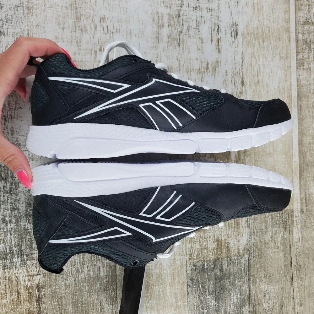 Reebok Trainfusion 5.0 Womens Shoes Sz 8 Training Black White Lace-Up Sneakers